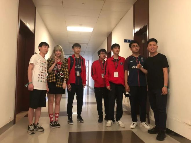 英雄联盟LEC G2战队成立女队，你会看好他们吗？